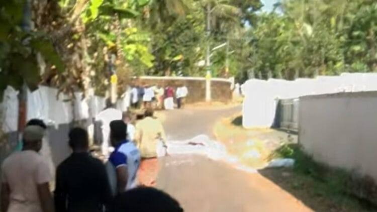 തോട്ടടയില് കല്യാണ പാര്ട്ടിക്കിടെ സ്ഫോടനം; ബോംബുണ്ടാക്കിയ ആളടക്കം നാലുപേര് പിടിയിൽ തോട്ടടയില് കല്യാണ പാര്ട്ടിക്കിടെ സ്ഫോടനം; ബോംബുണ്ടാക്കിയ ആളടക്കം നാലുപേര് പിടിയിൽ