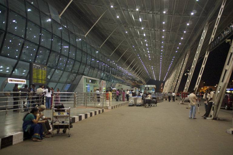 തിരുവനന്തപുരം വിമാനത്താവള വികസനം; കൂടുതൽ ഭൂമി ഏറ്റെടുക്കാൻ അദാനി ഗ്രൂപ്പ്; ചർച്ചകൾ പ്രാരംഭ ഘട്ടത്തിൽ തിരുവനന്തപുരം വിമാനത്താവള വികസനം; കൂടുതൽ ഭൂമി ഏറ്റെടുക്കാൻ അദാനി ഗ്രൂപ്പ്; ചർച്ചകൾ പ്രാരംഭ ഘട്ടത്തിൽ
