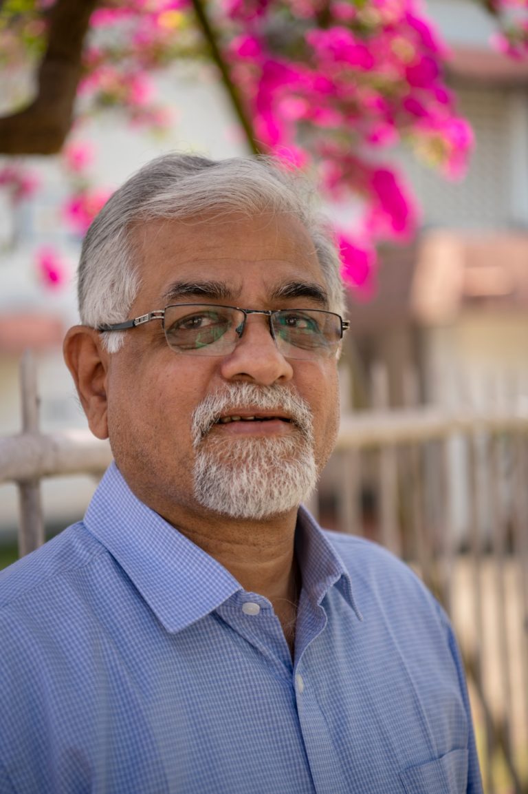 പ്രൊഫ. ഡോ എം വി നാരായണൻകാലടി സംസ്കൃത സര്വ്വകലാശാല വൈസ് ചാൻസലർ പ്രൊഫ. ഡോ എം വി നാരായണൻകാലടി സംസ്കൃത സര്വ്വകലാശാല വൈസ് ചാൻസലർ