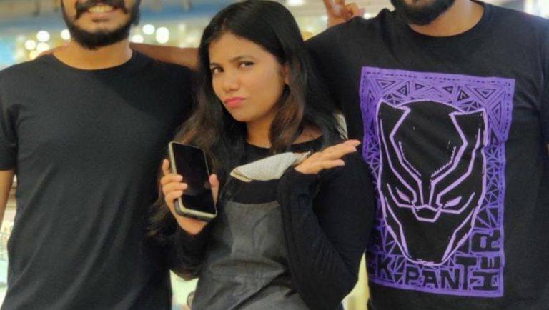 വ്ലോഗേറുടെ ഫ്ലാറ്റിലെ മരണത്തിൽ ദുരൂഹത; ഒപ്പം താമസിച്ചിരുന്ന യുവാവിനെ പൊലീസ് തിരയുന്നു വ്ലോഗേറുടെ ഫ്ലാറ്റിലെ മരണത്തിൽ ദുരൂഹത; ഒപ്പം താമസിച്ചിരുന്ന യുവാവിനെ പൊലീസ് തിരയുന്നു