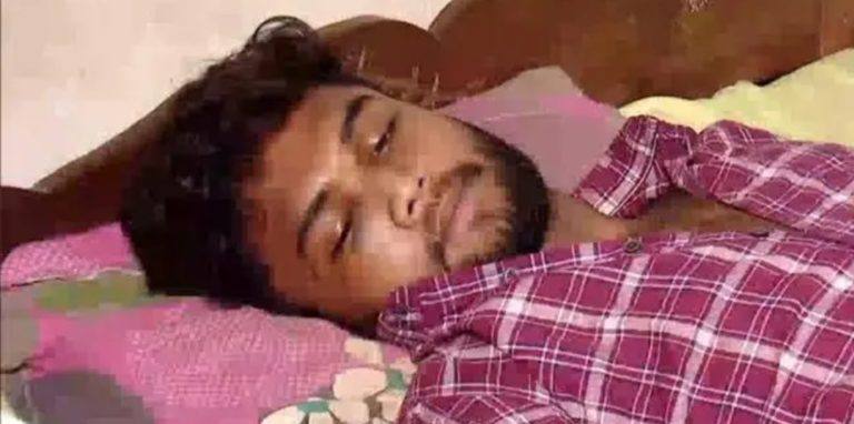 ബഹുമാനം നല്കിയില്ല; ഡിഗ്രി ഒന്നാം വര്ഷ വിദ്യാര്ത്ഥിയെ അതിക്രൂരമായി മർദ്ദിച്ച് സീനിയര് വിദ്യാര്ത്ഥികൾ ബഹുമാനം നല്കിയില്ല; ഡിഗ്രി ഒന്നാം വര്ഷ വിദ്യാര്ത്ഥിയെ അതിക്രൂരമായി മർദ്ദിച്ച് സീനിയര് വിദ്യാര്ത്ഥികൾ
