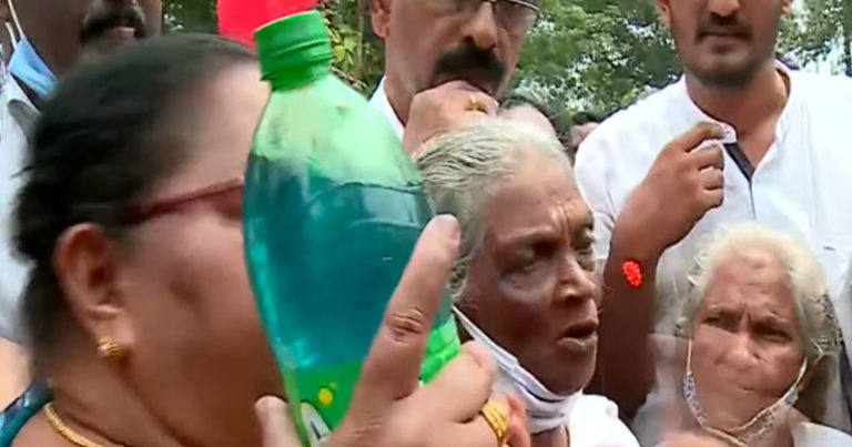 കെ റെയില്‍; മാടപ്പള്ളിയില്‍ മണ്ണെണ്ണയൊഴിച്ച് ഭീഷണി മുഴക്കിയ 150 പേര്‍ക്കെതിരെ കേസ്