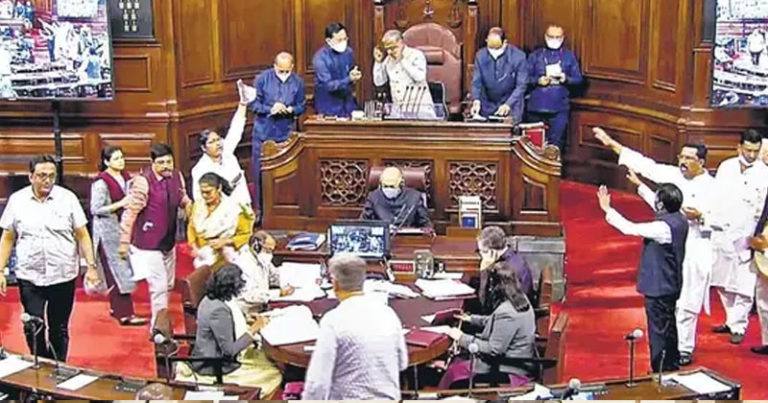 ഇന്ധന വിലവര്‍ധനവില്‍ പാര്‍ലമെന്റിന്റെ ഇരുസഭകളിലും പ്രതിപക്ഷ ബഹളം; സഭ നിര്‍ത്തിവച്ചു