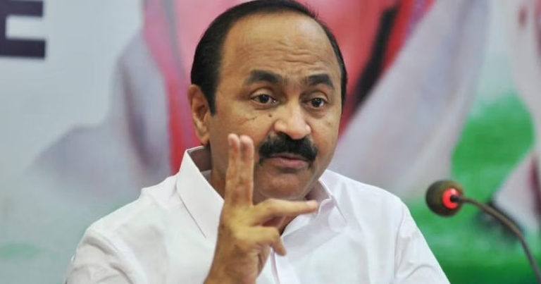 കേസെടുത്ത് ഭയപ്പെടുത്താന്‍ നോക്കണ്ട; അതിരടയാള കല്ലുകള്‍ ഇനിയും പിഴുതെറിയുമെന്ന് വിഡി സതീശന്‍