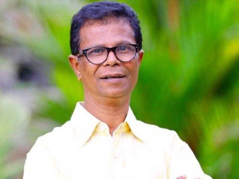 ചലച്ചിത്ര അക്കാദമിയുടെ ഭരണസമിതിയിൽ നിന്ന് ഒഴിവാക്കണമെന്ന ആവശ്യത്തിൽ ഉറച്ച് നടന് ഇന്ദ്രന്സ് ചലച്ചിത്ര അക്കാദമിയുടെ ഭരണസമിതിയിൽ നിന്ന് ഒഴിവാക്കണമെന്ന ആവശ്യത്തിൽ ഉറച്ച് നടന് ഇന്ദ്രന്സ്