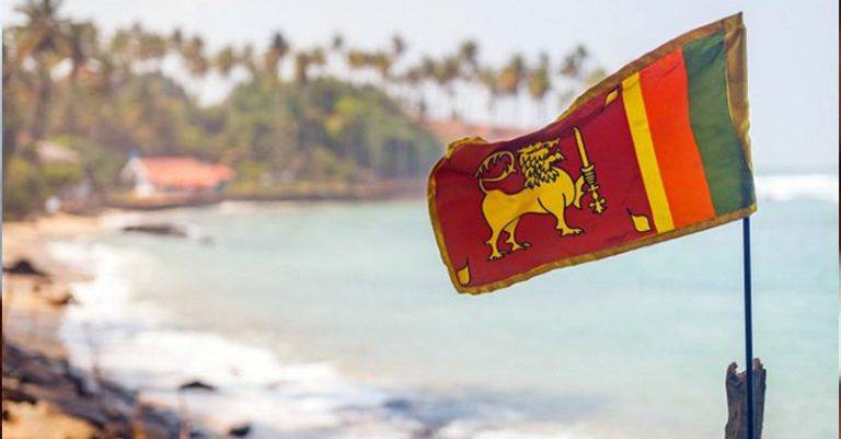 ഇന്ത്യയിലേക്ക് വീണ്ടും ശ്രീലങ്കന് അഭയാര്ത്ഥികളെത്തി; 21 പേരടങ്ങിയ സംഘം രാമേശ്വരത്ത് ഇന്ത്യയിലേക്ക് വീണ്ടും ശ്രീലങ്കന് അഭയാര്ത്ഥികളെത്തി; 21 പേരടങ്ങിയ സംഘം രാമേശ്വരത്ത്