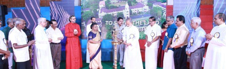 വിദ്യാഭ്യാസ രംഗത്ത് ഭാവിയെ മുൻകൂട്ടി കണ്ട് പ്രവർത്തിക്കണം: മാർ ജോസഫ് പെരുന്തോട്ടം വിദ്യാഭ്യാസ രംഗത്ത് ഭാവിയെ മുൻകൂട്ടി കണ്ട് പ്രവർത്തിക്കണം: മാർ ജോസഫ് പെരുന്തോട്ടം