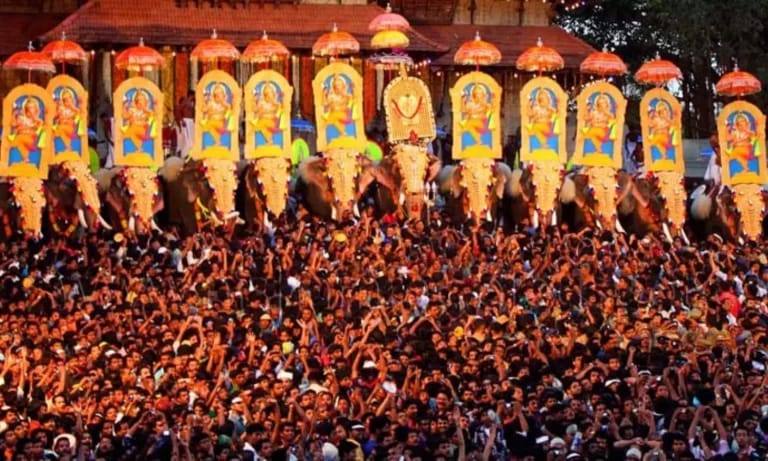 തൃശ്ശൂര് പൂരം വെടിക്കെട്ട് വീണ്ടും മാറ്റിവച്ചു തൃശ്ശൂര് പൂരം വെടിക്കെട്ട് വീണ്ടും മാറ്റിവച്ചു