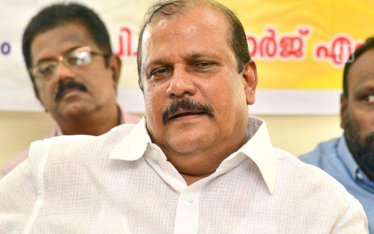 പിസി ജോര്ജിന് ഹൈക്കോടതി ജാമ്യം അനുവദിച്ചു; ഇന്ന് ജയിൽ മോചിതനായേക്കും പിസി ജോര്ജിന് ഹൈക്കോടതി ജാമ്യം അനുവദിച്ചു; ഇന്ന് ജയിൽ മോചിതനായേക്കും