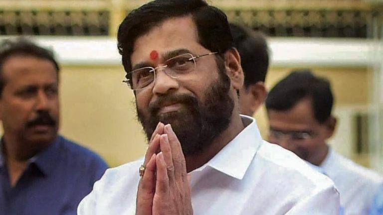 അധികാരത്തിന് വേണ്ടി വഞ്ചന കാട്ടില്ല; ശിവസൈനികനായി തുടരും; ശിവസേനയിലെ വിമത നേതാവ് ഏകനാഥ് ഷിന്ഡെ അധികാരത്തിന് വേണ്ടി വഞ്ചന കാട്ടില്ല; ശിവസൈനികനായി തുടരും; ശിവസേനയിലെ വിമത നേതാവ് ഏകനാഥ് ഷിന്ഡെ