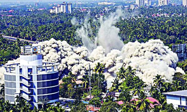 മരട് അപ്പാര്ട്ട്മെൻ്റ് ഭൂമിയിലെ അവകാശം വിട്ടുനല്കി നഷ്ടപരിഹാരം ഒഴിവാക്കണമെന്ന് ഫ്ളാറ്റ് ഓണേഴ്സിൻ്റെ ഹര്ജി മരട് അപ്പാര്ട്ട്മെൻ്റ് ഭൂമിയിലെ അവകാശം വിട്ടുനല്കി നഷ്ടപരിഹാരം ഒഴിവാക്കണമെന്ന് ഫ്ളാറ്റ് ഓണേഴ്സിൻ്റെ ഹര്ജി