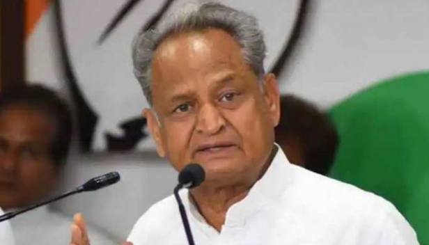 രാജസ്ഥാൻ മുഖ്യമന്ത്രി അശോക് ഗെഹ്ലോട്ടിന്റെ സഹോദരൻ്റെ വീട്ടിൽ സിബിഐ റെയ്ഡ് രാജസ്ഥാൻ മുഖ്യമന്ത്രി അശോക് ഗെഹ്ലോട്ടിന്റെ സഹോദരൻ്റെ വീട്ടിൽ സിബിഐ റെയ്ഡ്