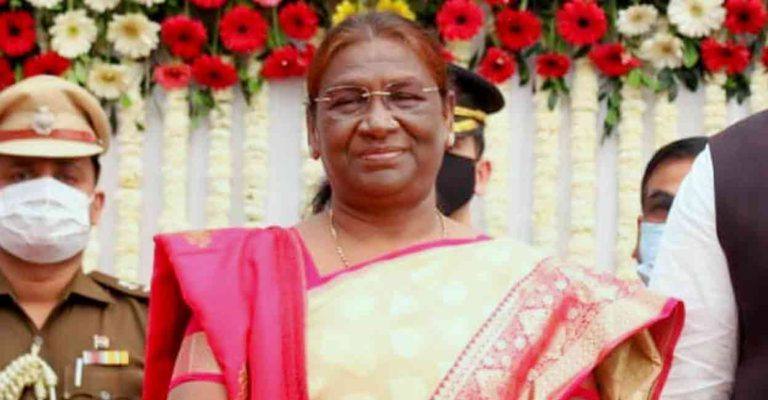 അട്ടിമറിയില്ലെങ്കിൽ സ്വാതന്ത്ര്യത്തിന്റെ 75–ാം വർഷം രാഷ്ട്രപതിയായി ദ്രൗപദി മുർമു വിജയിക്കുമെന്ന് ഉറപ്പ് അട്ടിമറിയില്ലെങ്കിൽ സ്വാതന്ത്ര്യത്തിന്റെ 75–ാം വർഷം രാഷ്ട്രപതിയായി ദ്രൗപദി മുർമു വിജയിക്കുമെന്ന് ഉറപ്പ്