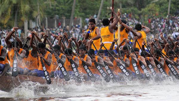 ഞായറാഴ്ച നെഹ്റു ട്രോഫി ജലമേള നടത്തുന്നതില് പ്രതിഷേധം ശക്തമാകുന്നു ഞായറാഴ്ച നെഹ്റു ട്രോഫി ജലമേള നടത്തുന്നതില് പ്രതിഷേധം ശക്തമാകുന്നു