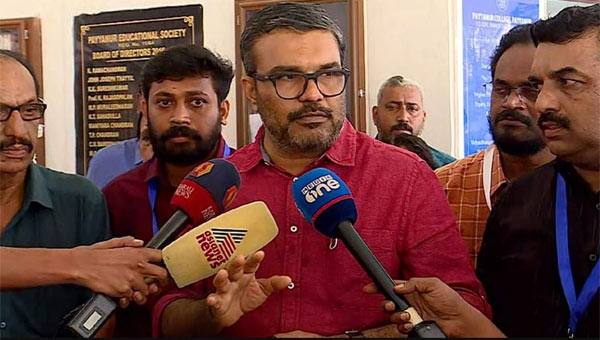 ഒരു മാസം നീണ്ട വാക്സിനേഷന് യജ്ഞം, തെരുവുനായകള്ക്കായി പഞ്ചായത്ത് തല ഷെല്ട്ടറുകള്; ഫലപ്രദമായ നടപടികള് സ്വീകരിക്കുമെന്ന് മന്ത്രി ഒരു മാസം നീണ്ട വാക്സിനേഷന് യജ്ഞം, തെരുവുനായകള്ക്കായി പഞ്ചായത്ത് തല ഷെല്ട്ടറുകള്; ഫലപ്രദമായ നടപടികള് സ്വീകരിക്കുമെന്ന് മന്ത്രി