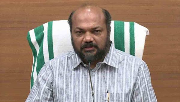 ഗവര്ണര് പദവിയ്ക്കനുസരിച്ച് പെരുമാറണം; വിമര്ശനവുമായി മന്ത്രി പി.രാജീവ് ഗവര്ണര് പദവിയ്ക്കനുസരിച്ച് പെരുമാറണം; വിമര്ശനവുമായി മന്ത്രി പി.രാജീവ്