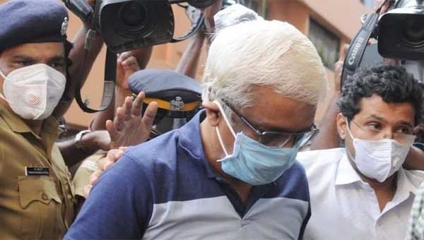 സസ്‌പെന്‍ഷന്‍ നടപടി റദ്ദാക്കണം; അഡ്മിനിസ്‌ട്രേറ്റീവ് ട്രൈബ്യൂണലിനെ സമീപിച്ച് എം.ശിവശങ്കര്‍